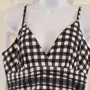 Banana Republic Black and White Check Sz 10 Dress